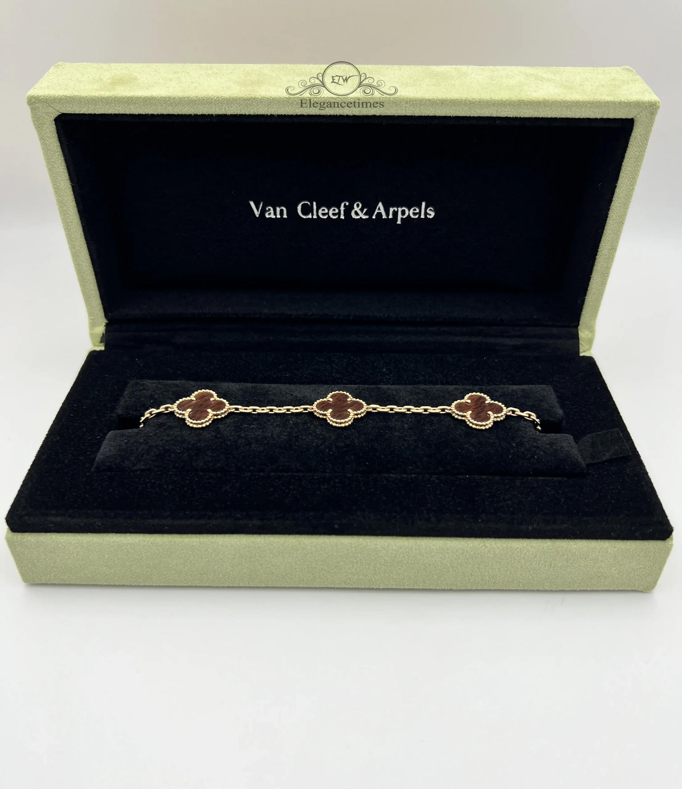 Van Cleef & Arpels Alhambra wood - 100% Authentic
