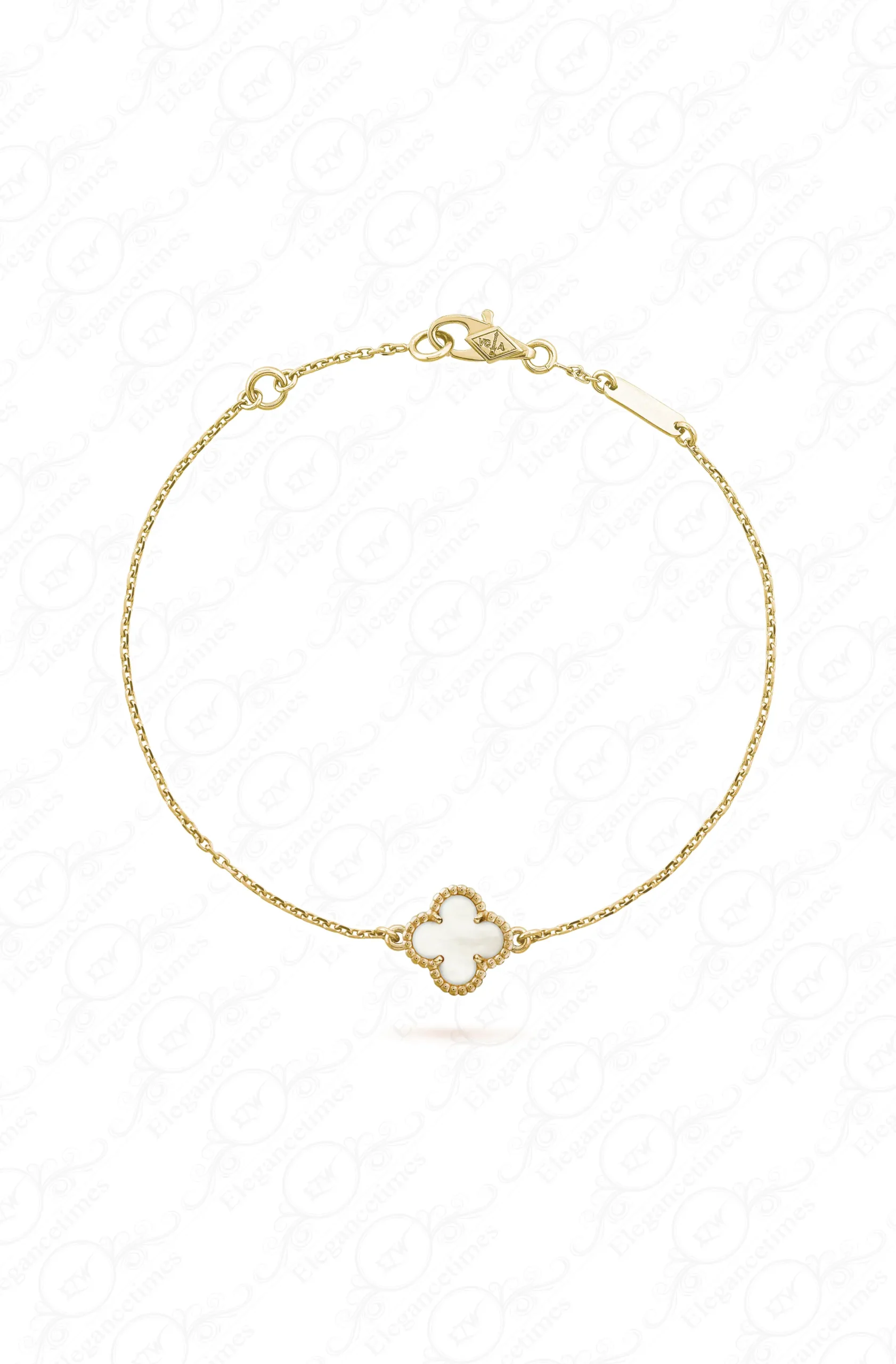 Van Cleef & Arpels Sweet Alhambra bracelet - UAE